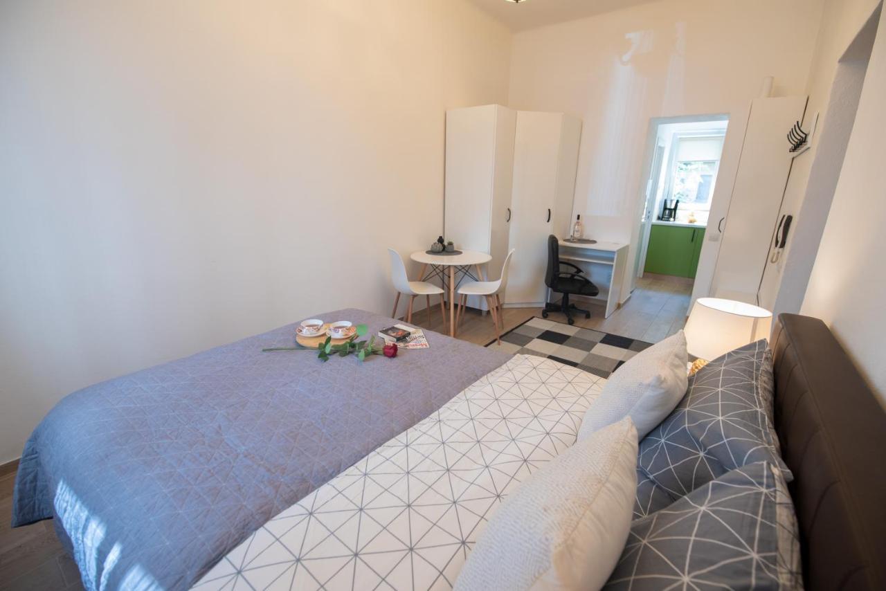 Central Bright Apartment Cluj-Napoca Eksteriør bilde